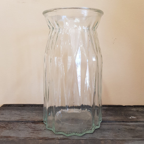 Glass Geometric Vase Curved